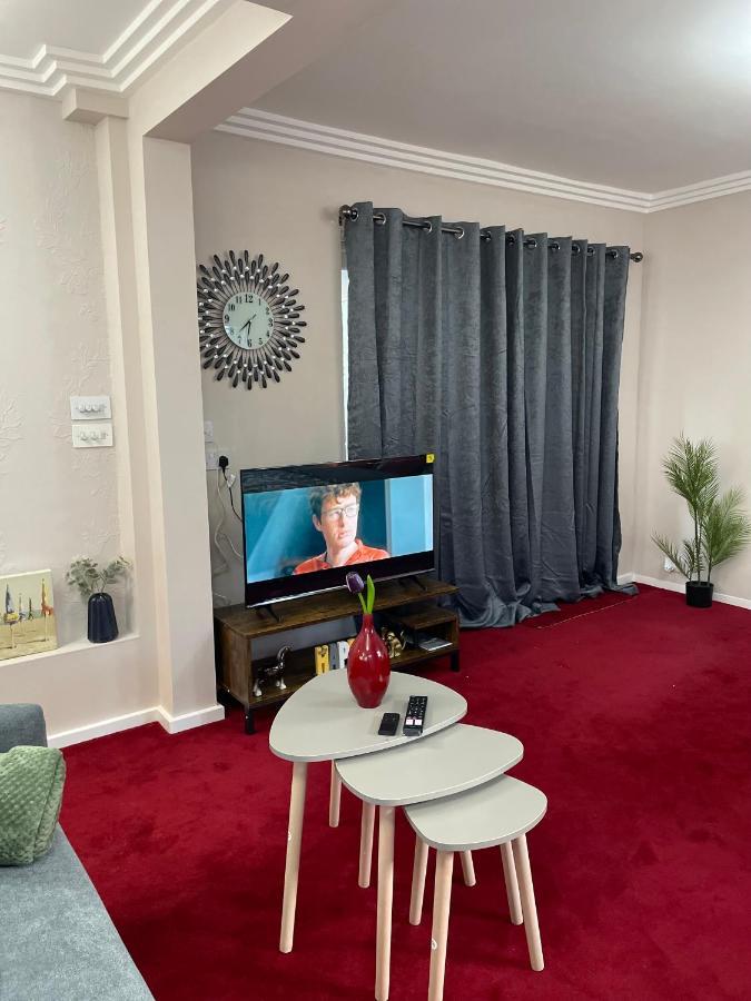 Luxurious In Kent With Easy Access To London Apartment Wrotham